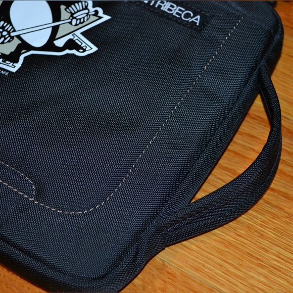 Tribeca NHL Pittsburgh Penguins iPad/tablet sleeve/case - NEW - Picture 6 of 14